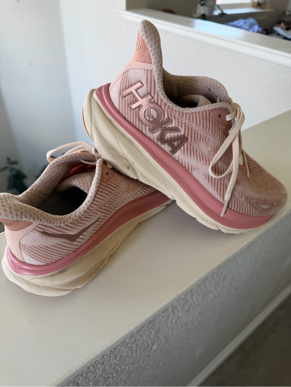 Hoka Clifton 9 Running Shoes